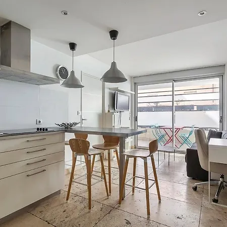 Ozanam - T2 With Terrace - 4 * Lyon