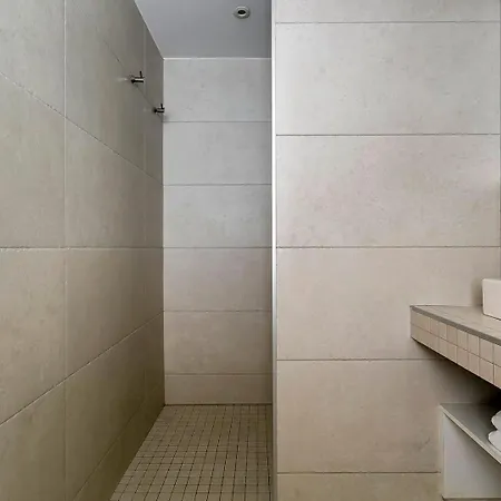 Ozanam - T2 With Terrace - 4 公寓 *